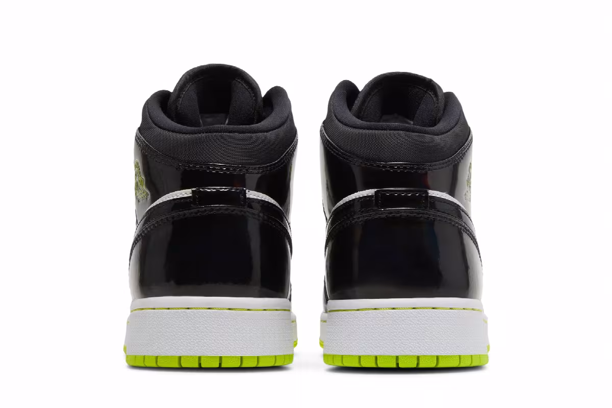 Air Jordan 1 Mid SE GS Black Cyber, view 7