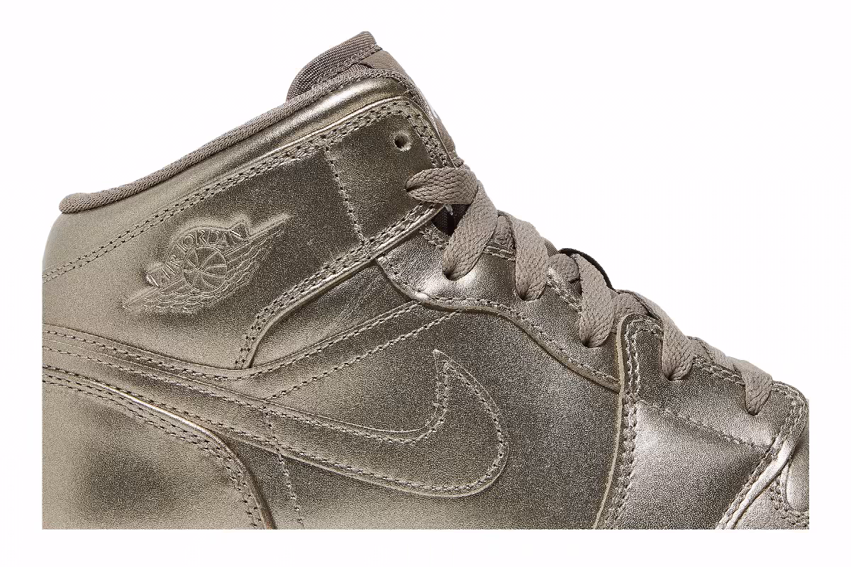 Air Jordan 1 Mid SE GS Sepia Stone, view 3