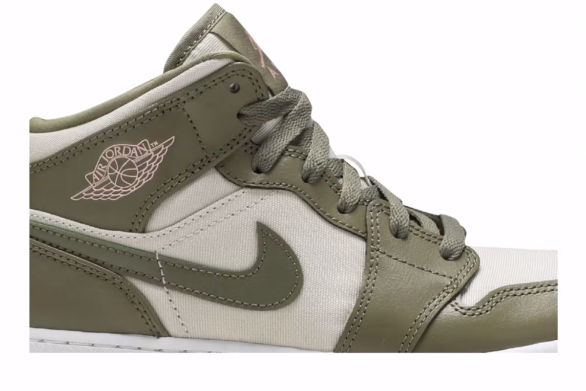 Air Jordan 1 Mid GG Bleached Coral, view 3