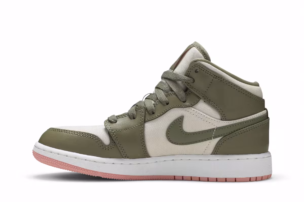 Air Jordan 1 Mid GG Bleached Coral, view 4