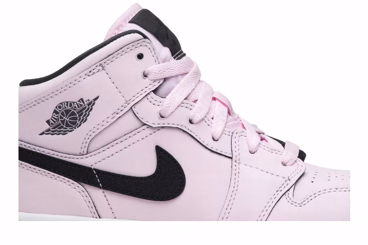 Air Jordan 1 Mid GS Pink Foam, view 3