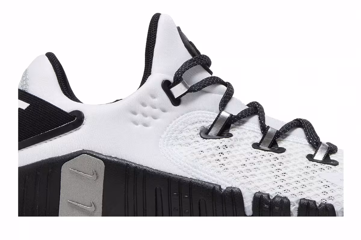 Nike Women's Free Metcon 4 Premium White Black Silver, view 3