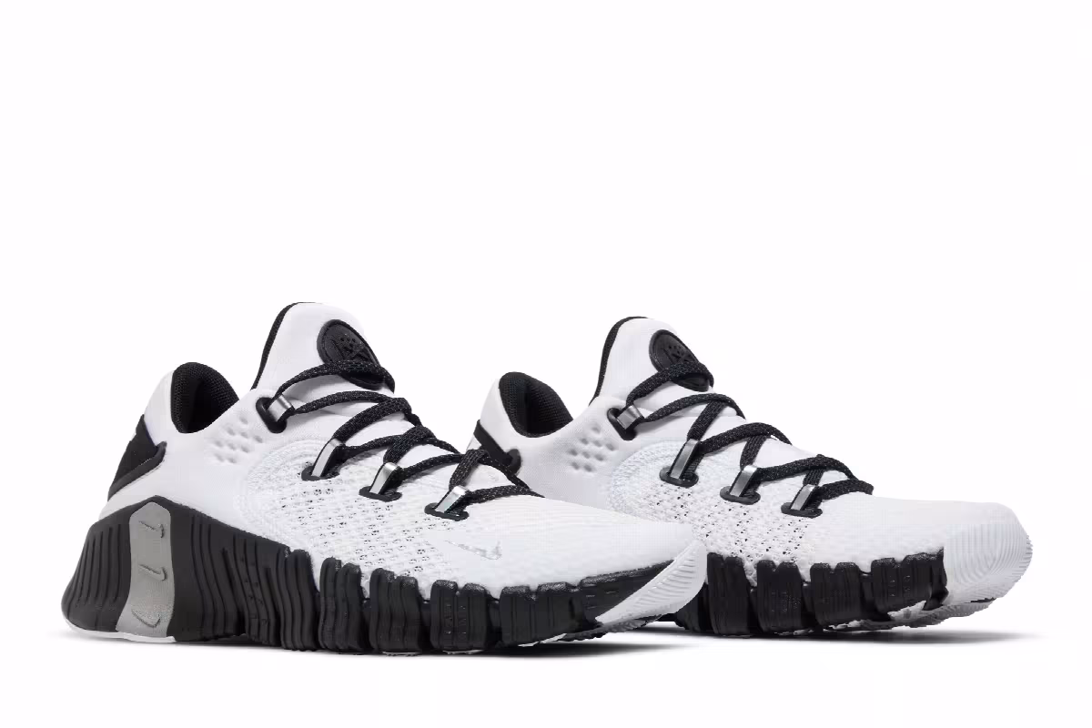 Nike Women's Free Metcon 4 Premium White Black Silver, view 9