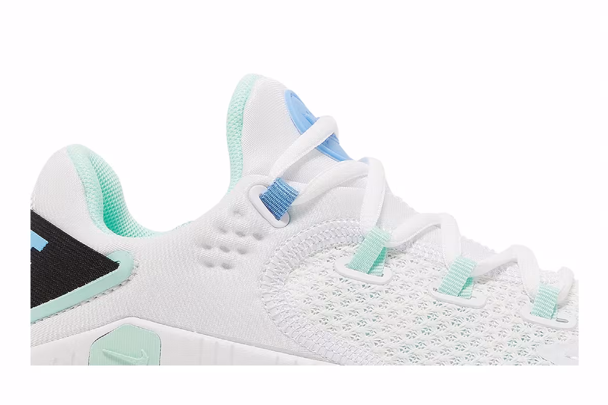 Nike Women's Free Metcon 4 White Mint Foam, view 3