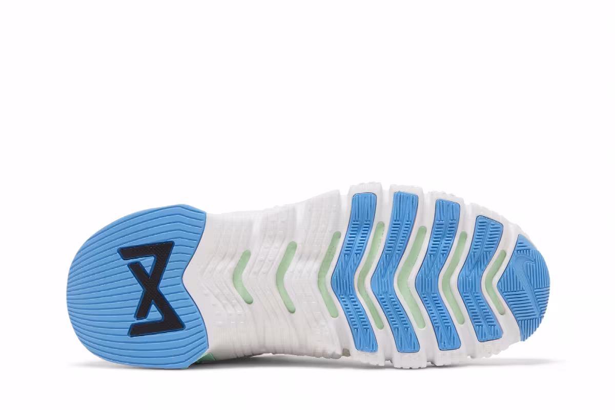 Nike Women's Free Metcon 4 White Mint Foam, view 5