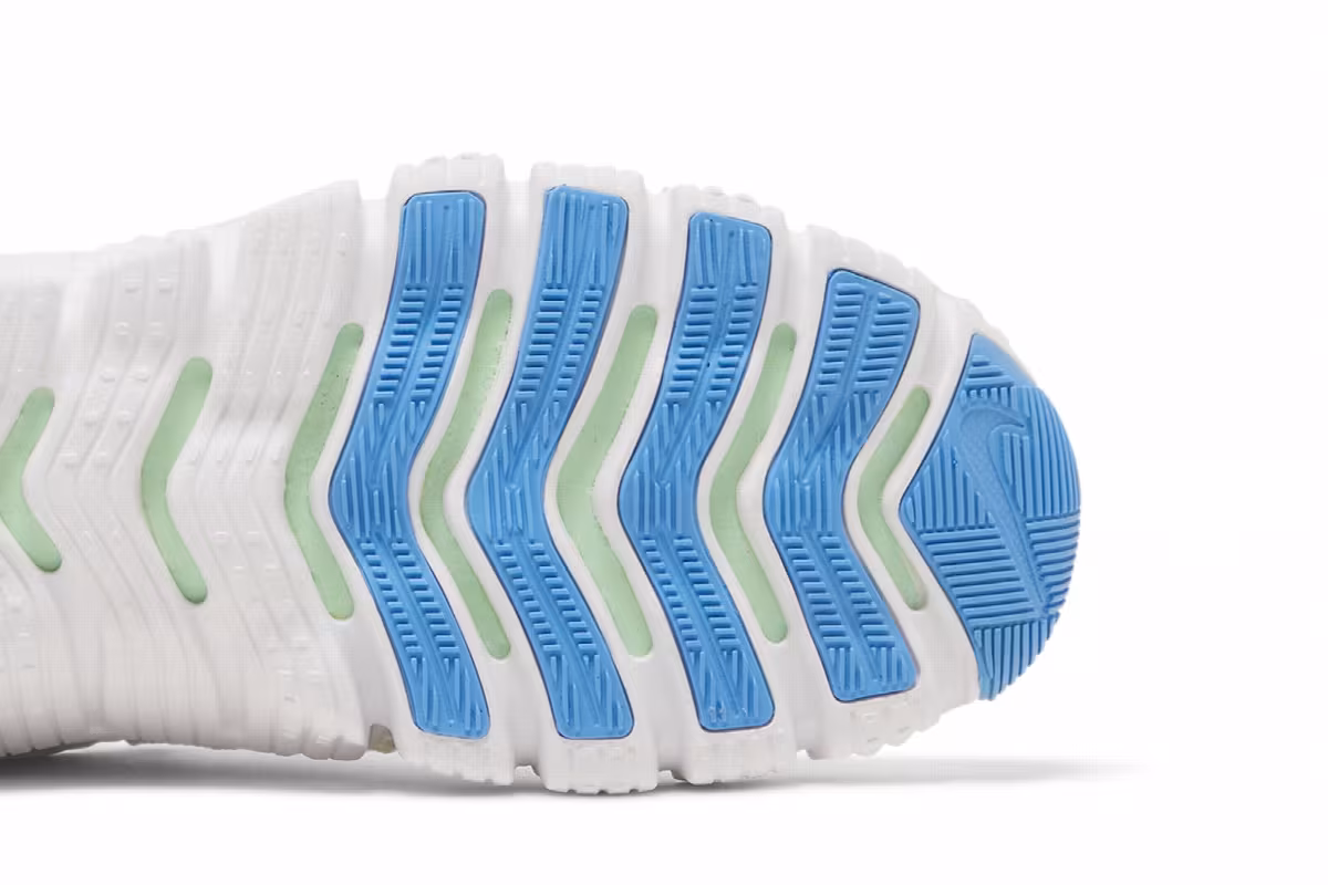 Nike Women's Free Metcon 4 White Mint Foam, view 6