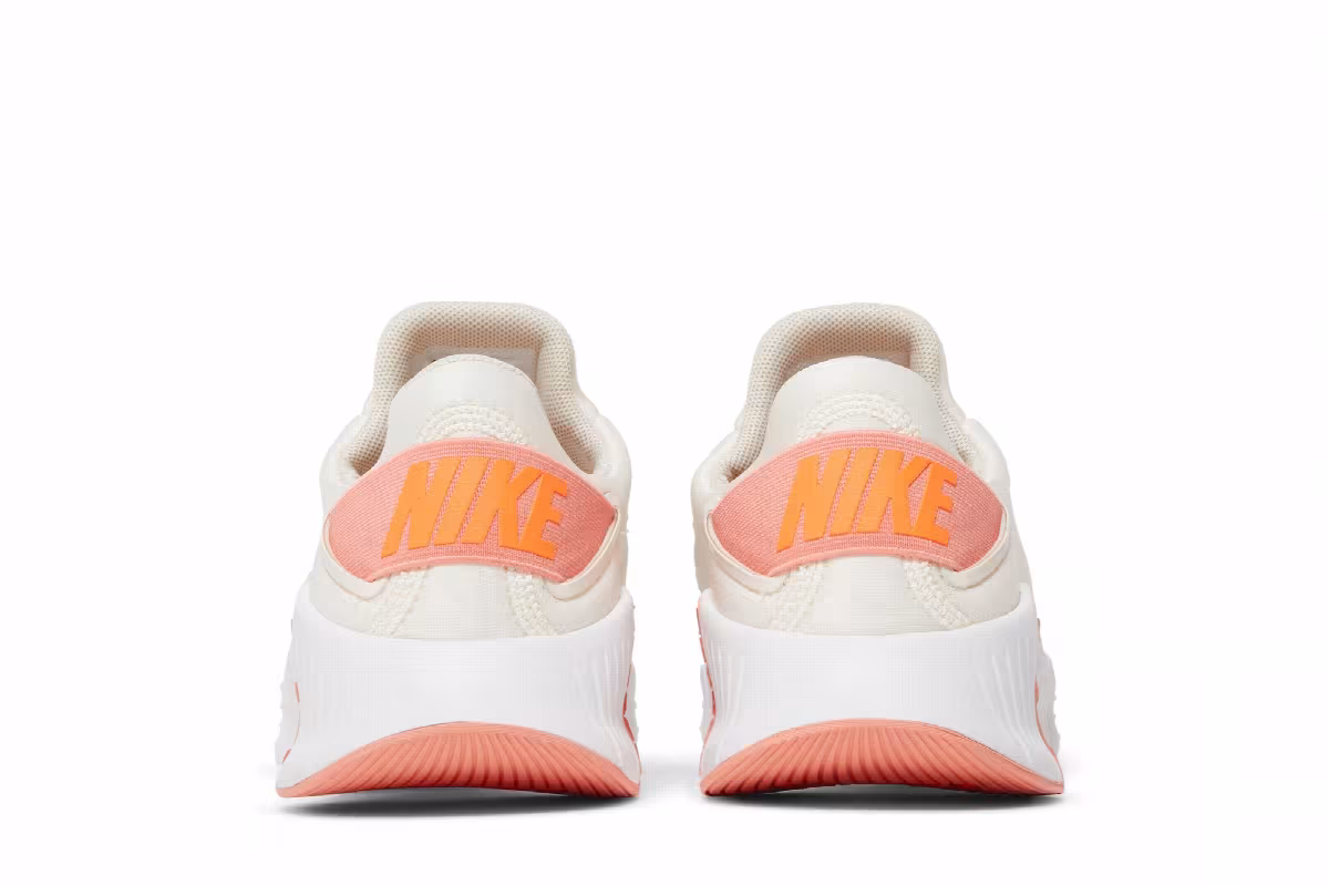 Nike Women's Free Metcon 4 Sail Total Orange, view 7