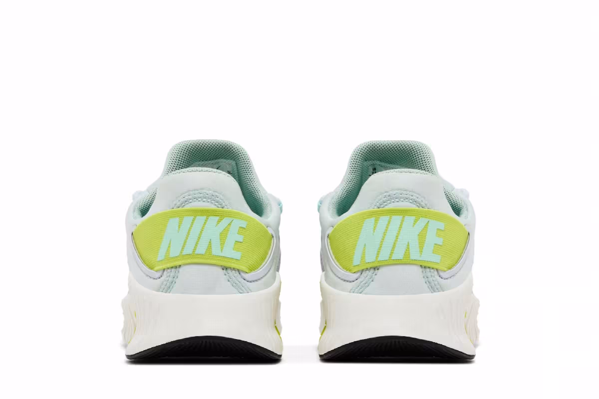 Nike Women's Free Metcon 4 Grey Atomic Green, view 7