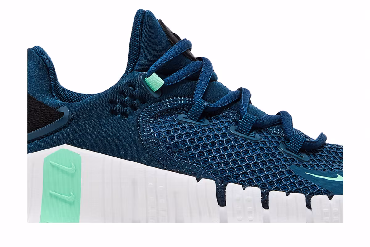 Nike Women's Free Metcon 4 Valerian Blue, view 3