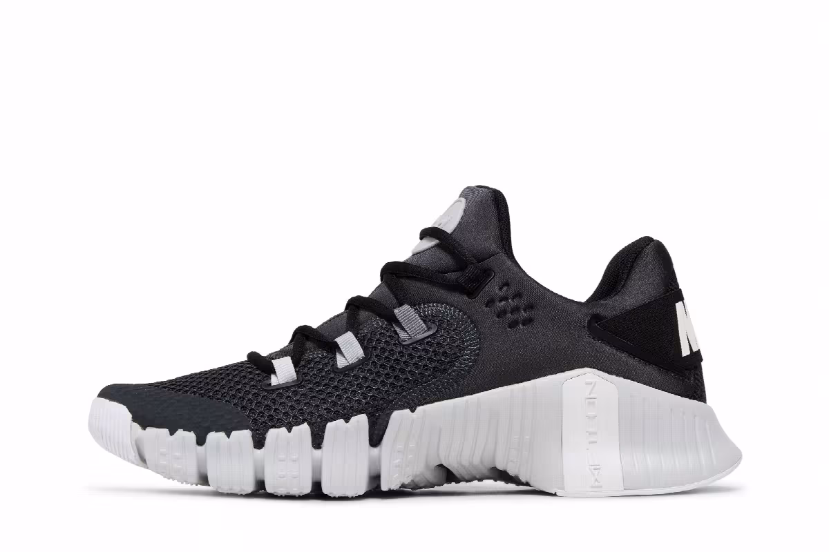 Nike Free Metcon 4 AMP Dark Smoke Grey Black, view 4