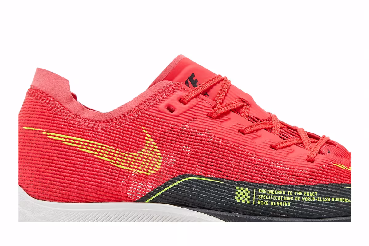 Nike ZoomX Vaporfly NEXT% 2 Siren Red Volt, view 3