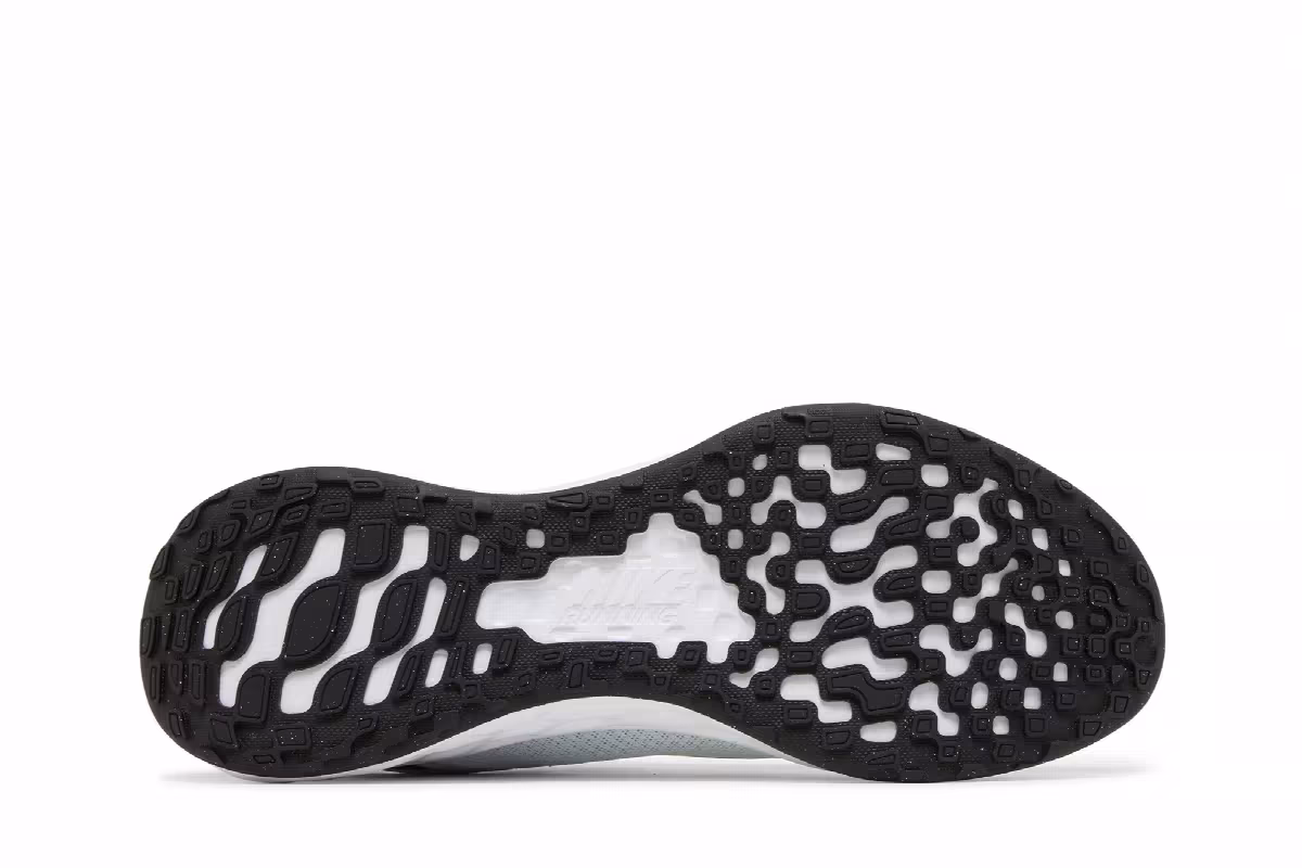 Nike Revolution 6 Next Nature Pure Platinum Volt, view 5