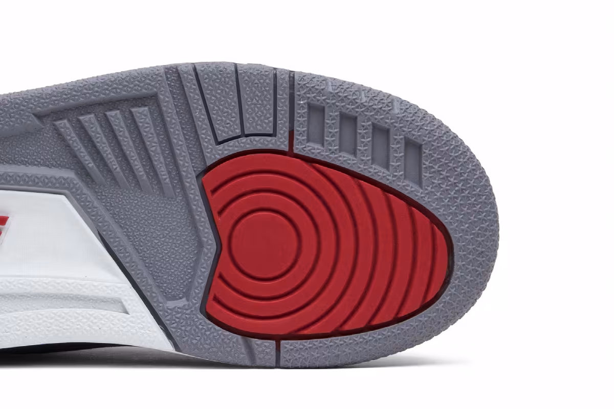 Air Jordan 3 OG PS Black Cement 2018, view 6