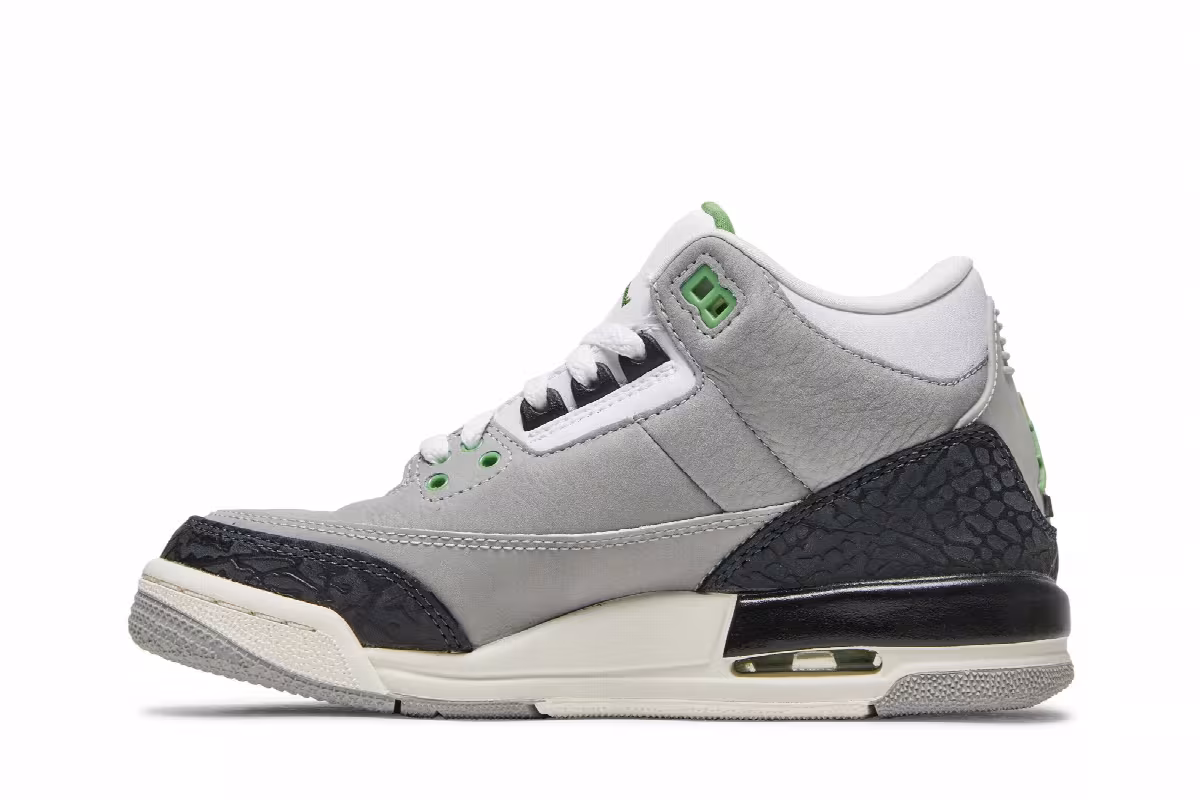 Air Jordan 3 GS Chlorophyll, view 4