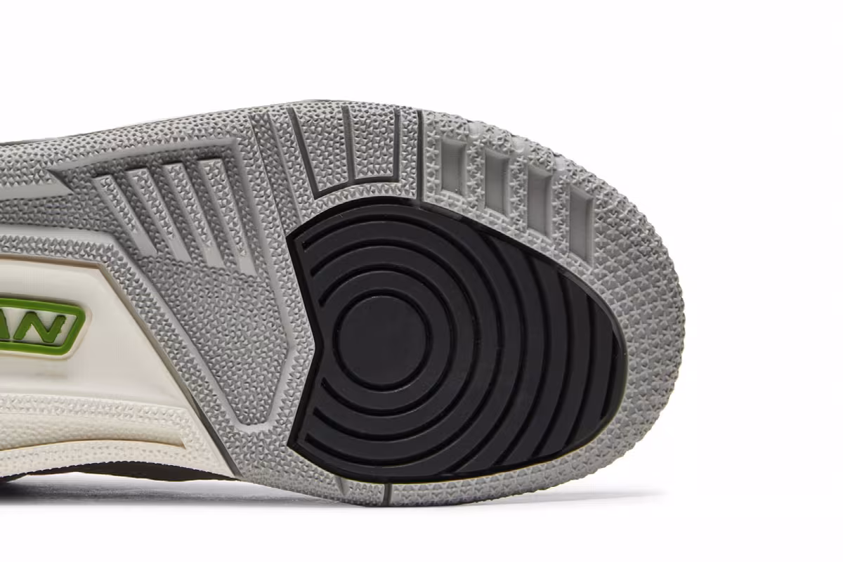 Air Jordan 3 GS Chlorophyll, view 6