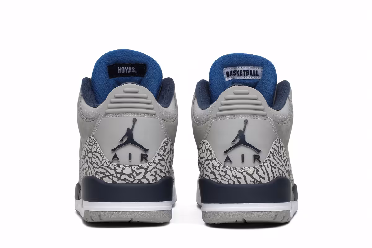 Air Jordan 3 Georgetown Hoyas, view 7