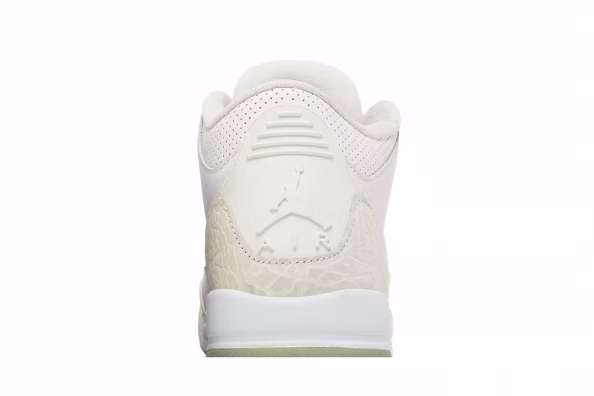 Air Jordan 3 BG Triple White, view 8