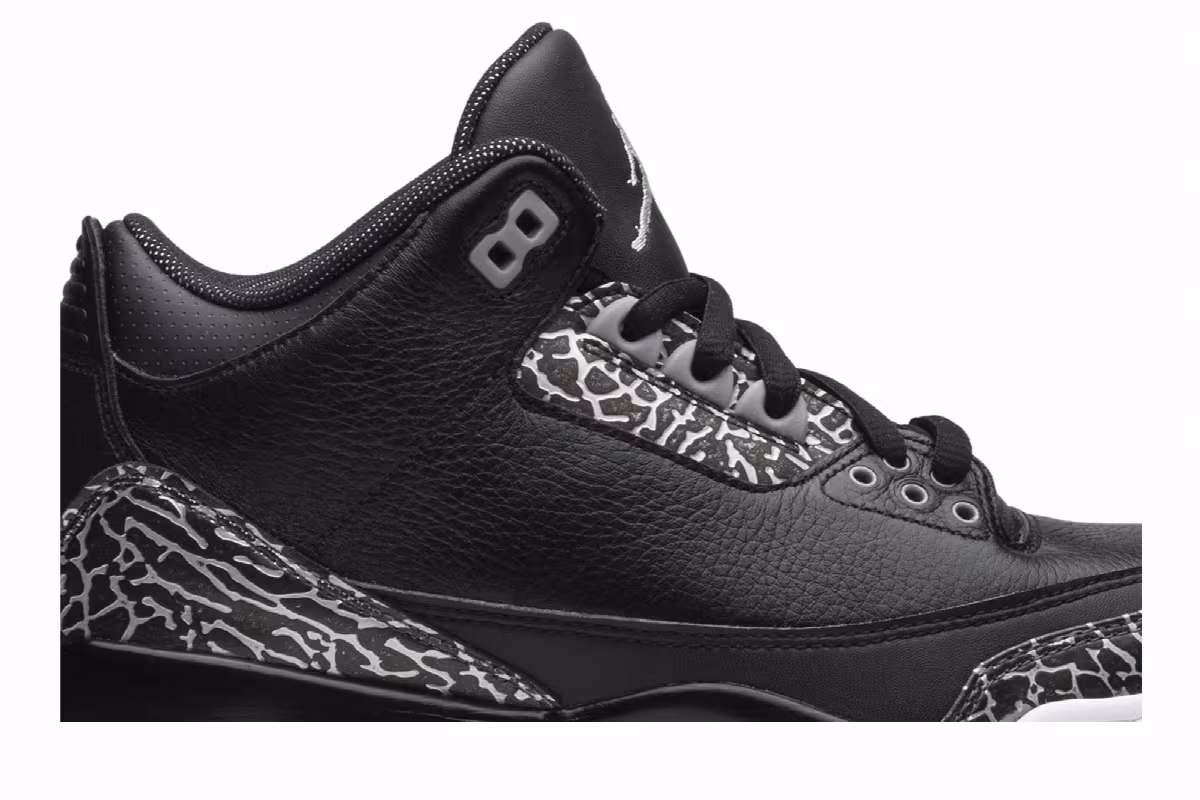 Air Jordan 3 Golf Green Glow, view 3