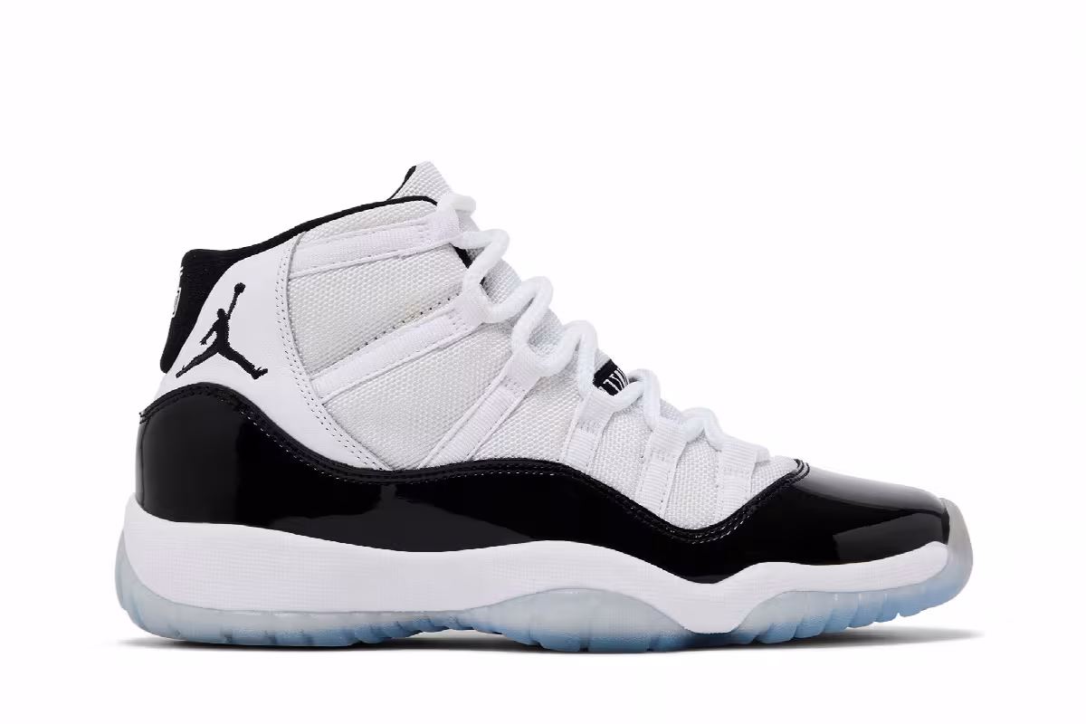Air Jordan 11 GS Concord 2018, view 2