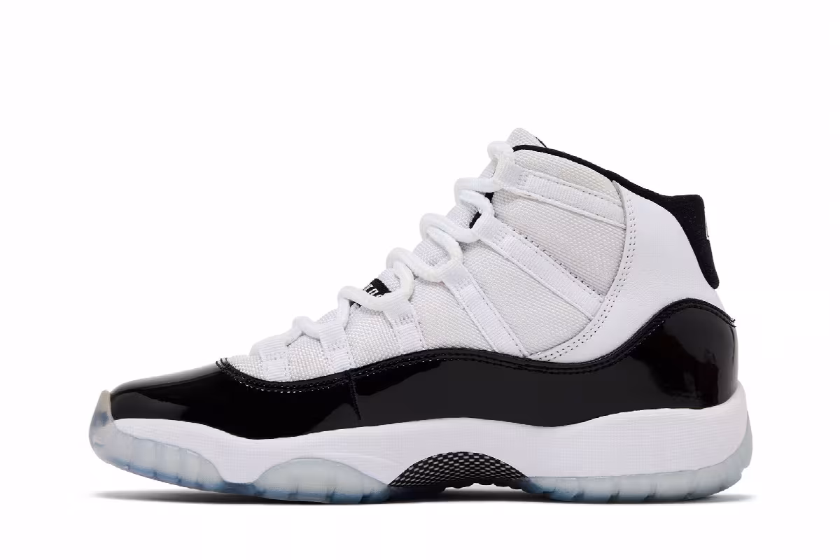 Air Jordan 11 GS Concord 2018, view 4