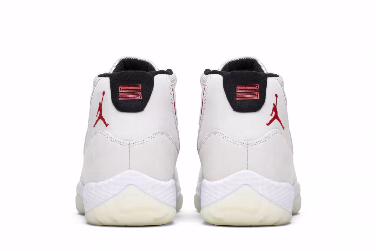Air Jordan 11 Platinum Tint, view 7