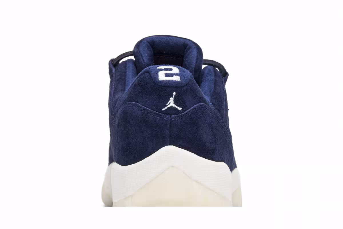 Air Jordan 11 Low RE2PECT, Jeter, view 8