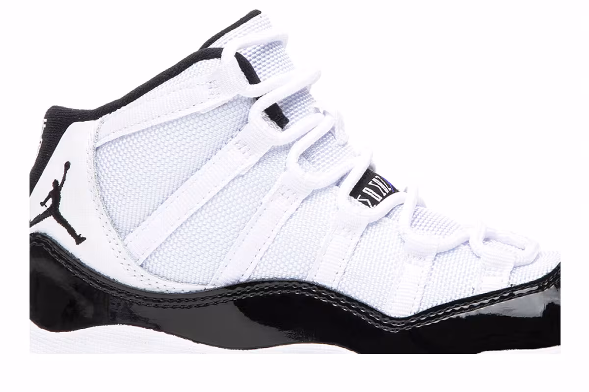 Air Jordan 11 PS Concord 2018 2018, view 3