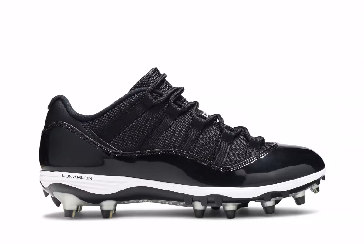 Air Jordan 11 Low TD Cleat Space Jam, view 2