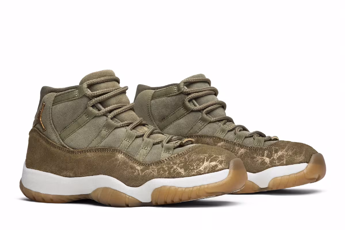 Women's Air Jordan 11 Olive Lux, view 9