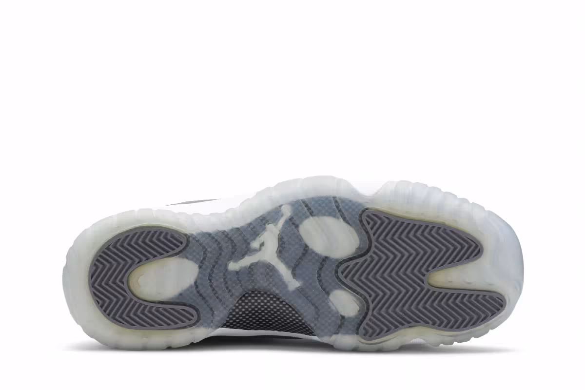 Air Jordan 11 Low BG Cool Grey, view 5