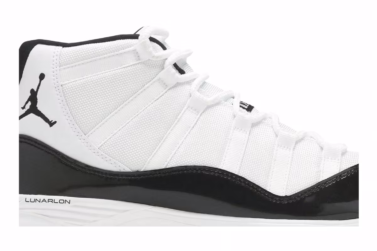 Air Jordan 11 TD Cleat Concord, view 3