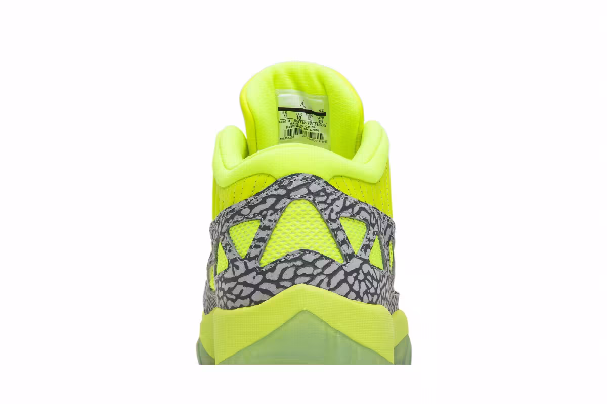 Air Jordan 11 Low IE Volt, view 8