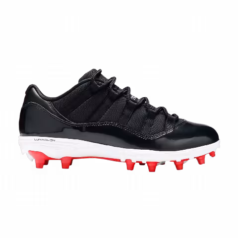 Air Jordan 11 Retro Low Cleat 'Bred'