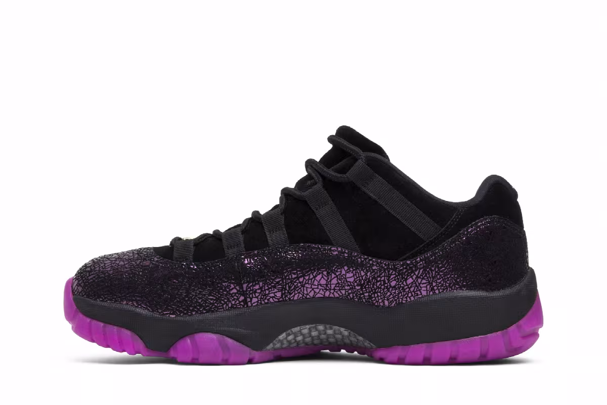 Women's Air Jordan 11 Low Rook to Queen, view 4