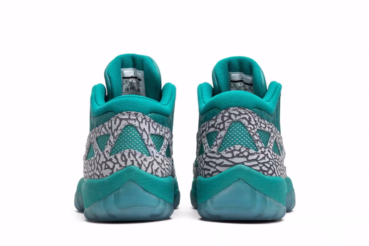Air Jordan 11 Low IE Rio Teal, view 7
