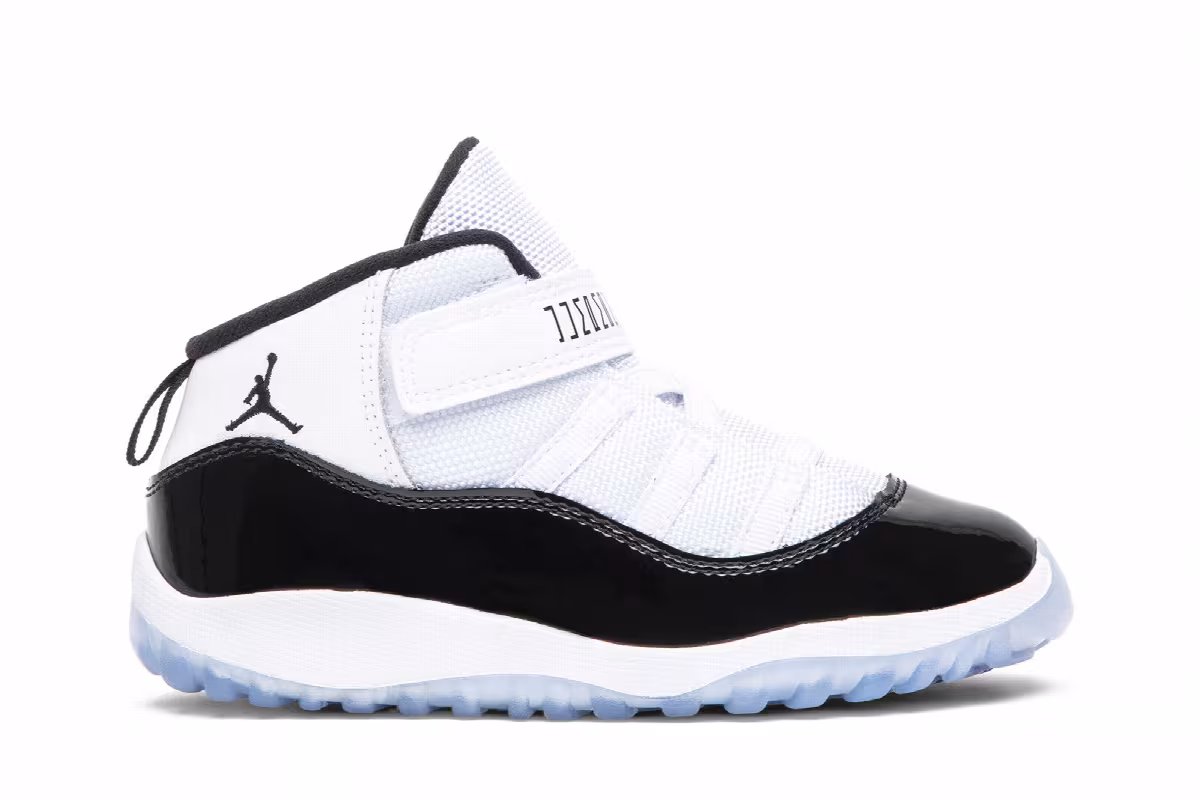 Air Jordan 11 TD Concord 2018, view 2