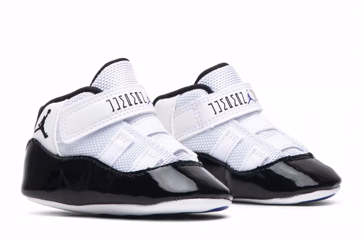 Air Jordan 11 CB Concord 2018, view 9