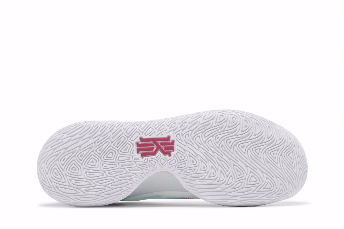 Nike Kyrie Flytrap 5 1 World 1 People, view 5