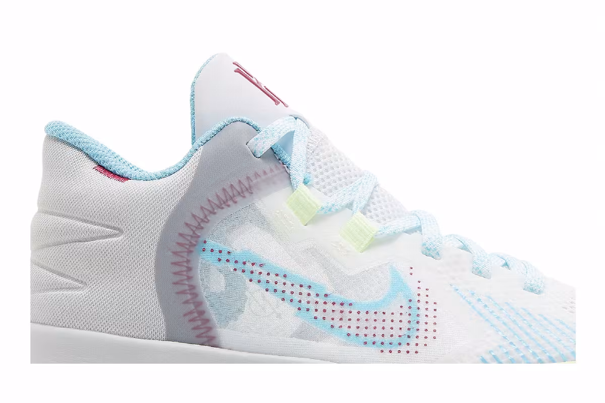Nike Kyrie Flytrap 5 GS White Blue Chill, view 3