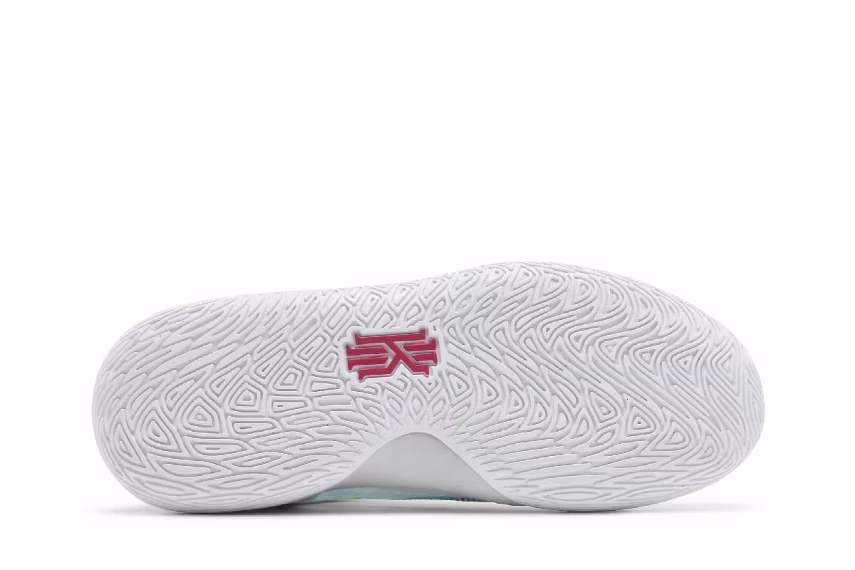 Nike Kyrie Flytrap 5 GS White Blue Chill, view 5
