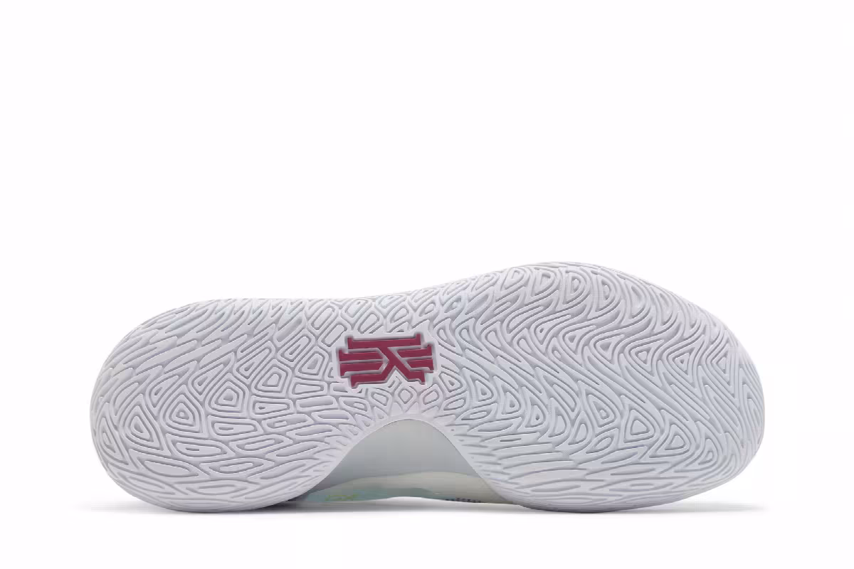 Nike Kyrie Flytrap 5 EP 1 World 1 People, view 5