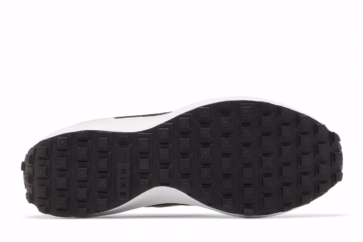 Nike Women's Waffle Debut Sanddrift Black, view 5