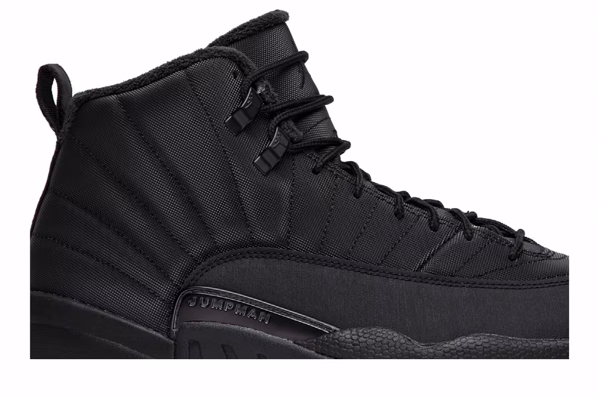 Air Jordan 12 Winterized Triple Black, view 3