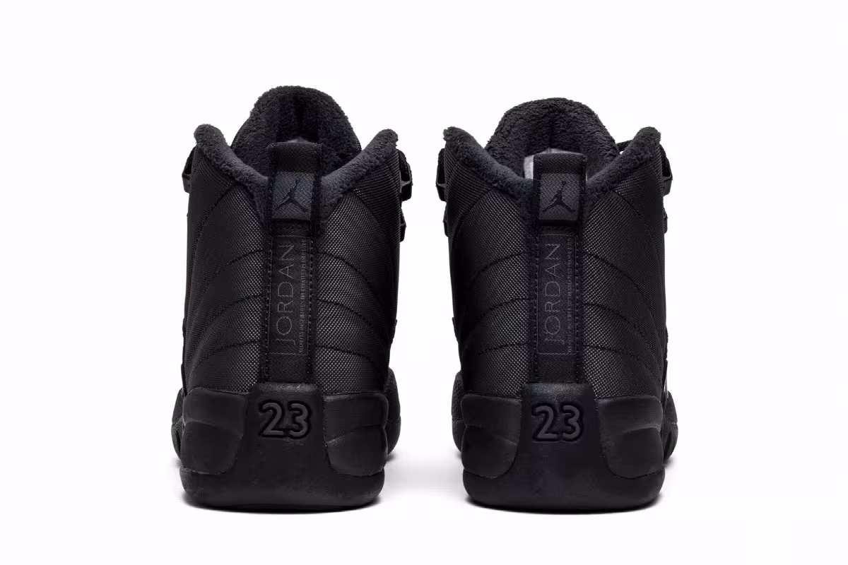 Air Jordan 12 Winterized GS Triple Black, view 7