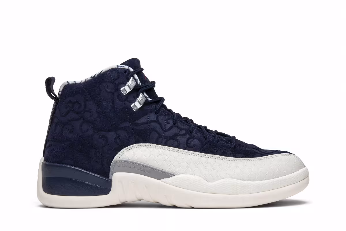 Air Jordan 12 International Flight, view 2