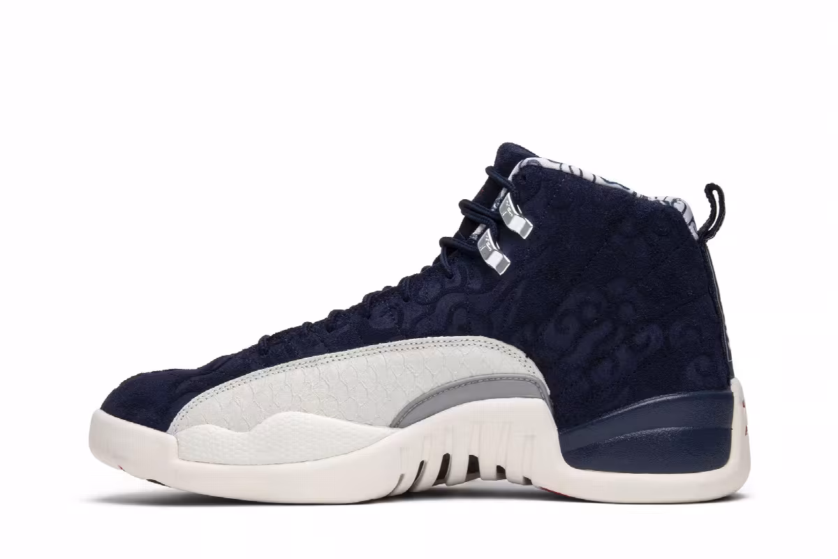 Air Jordan 12 International Flight, view 4