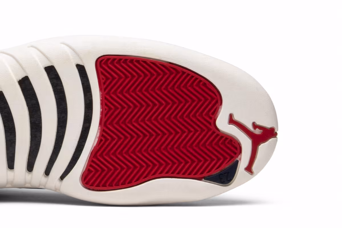 Air Jordan 12 International Flight, view 6