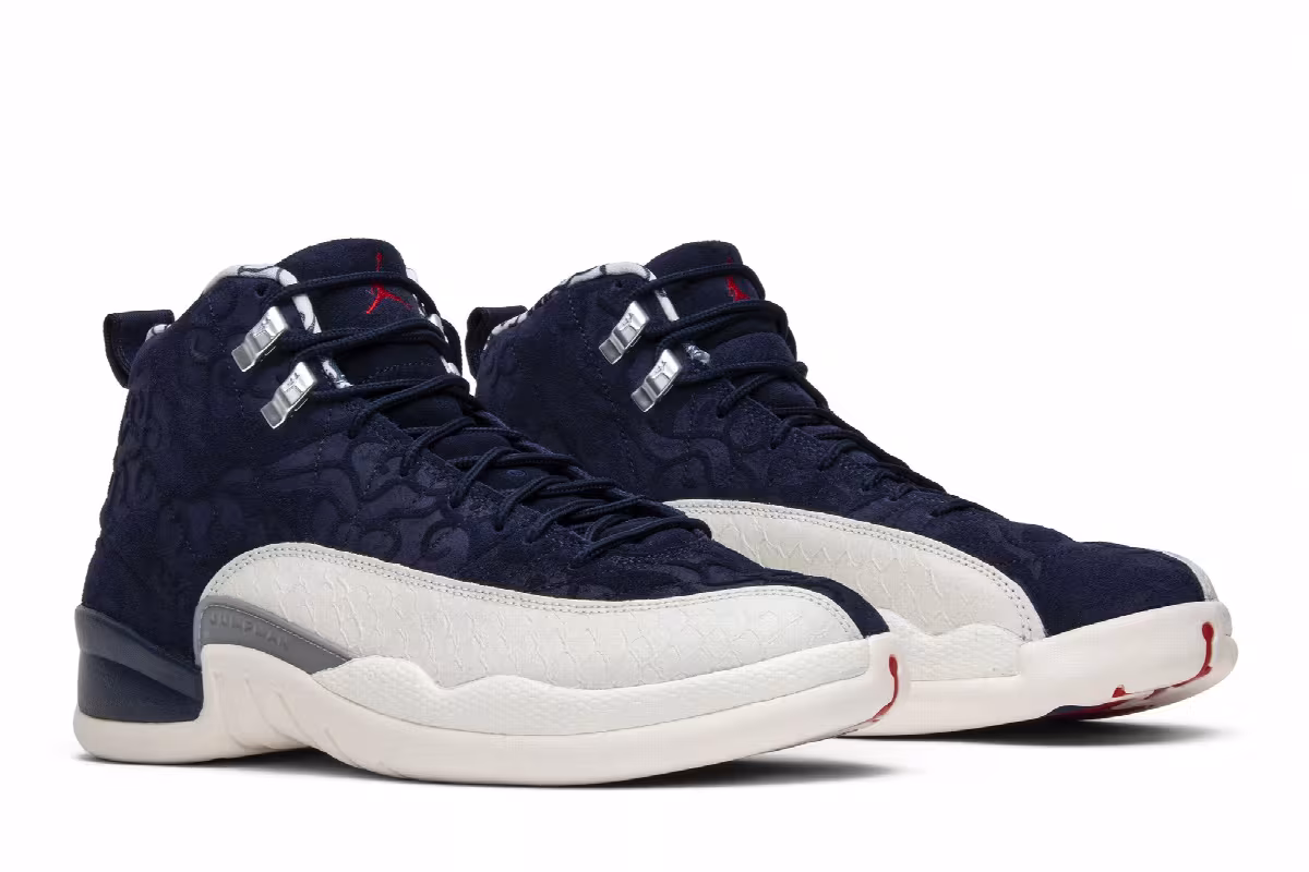 Air Jordan 12 International Flight, view 9