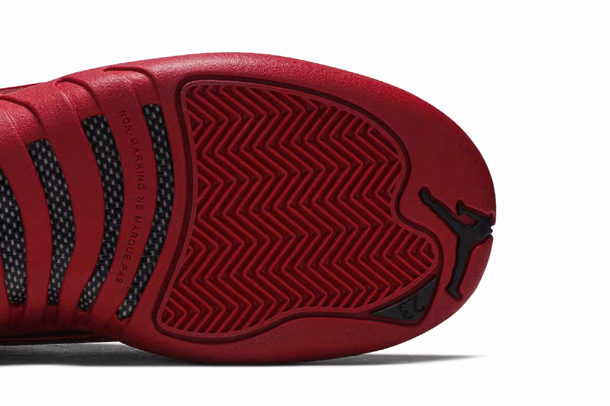 Air Jordan 12 GS Gym Red, view 6