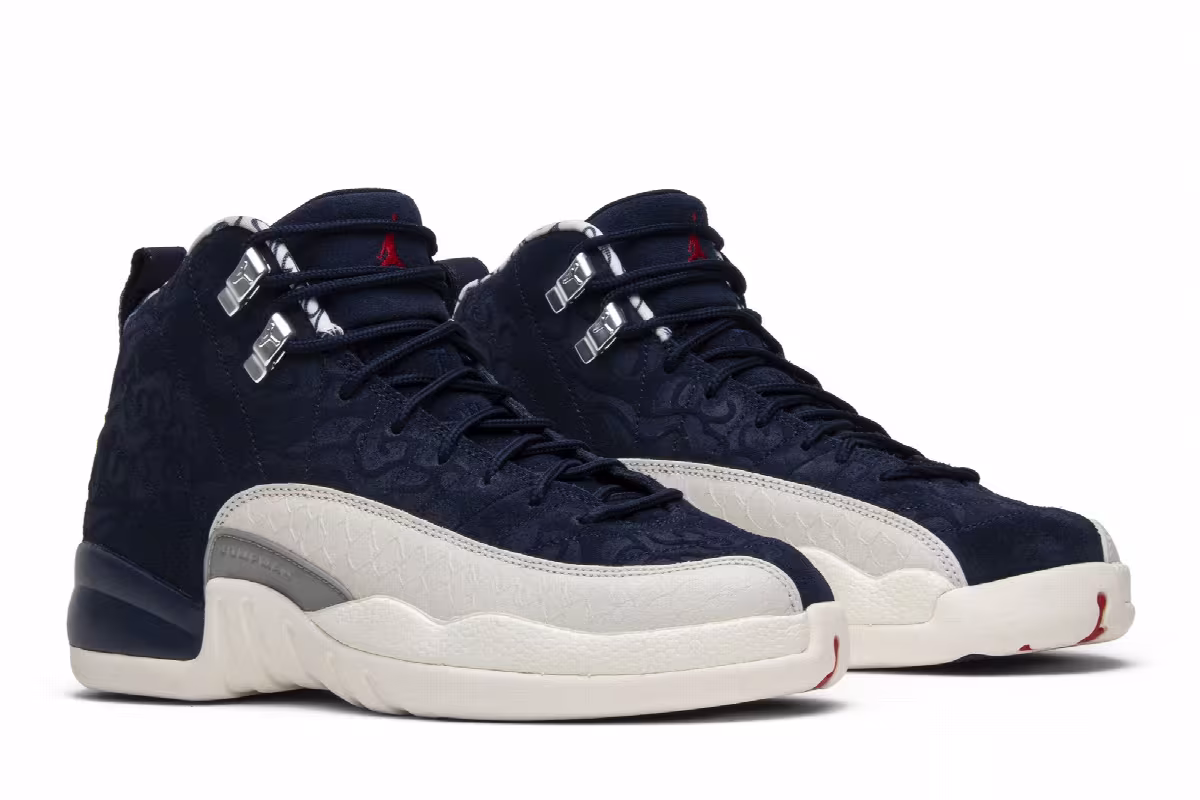 Air Jordan 12 GS International Flight, view 9